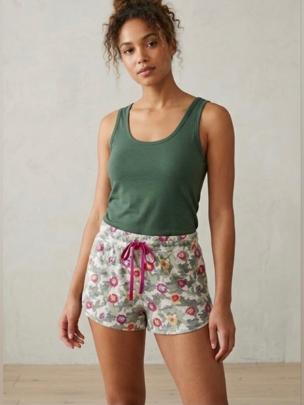 Secret Treasures Floral Shorts Size M Medium 8-10 Stretch String Tie Waist Soft